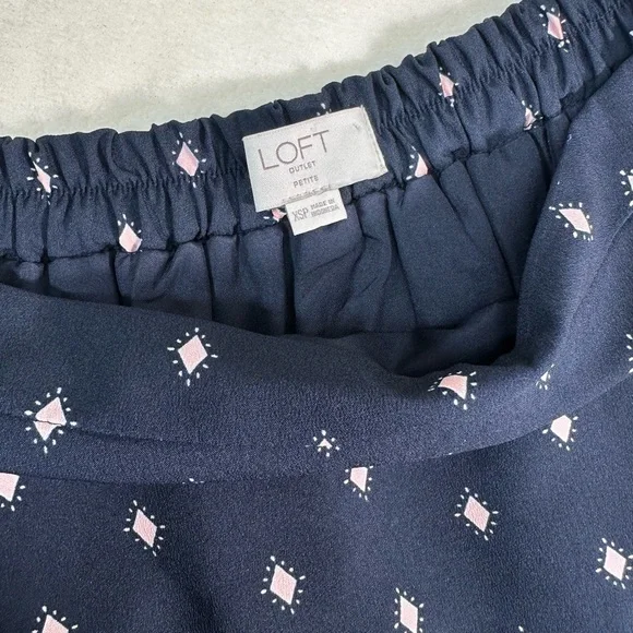 LOFT Women’s Navy A-Line Skirt with Pink Diamond Pattern Size XSP - Picture 7 of 9